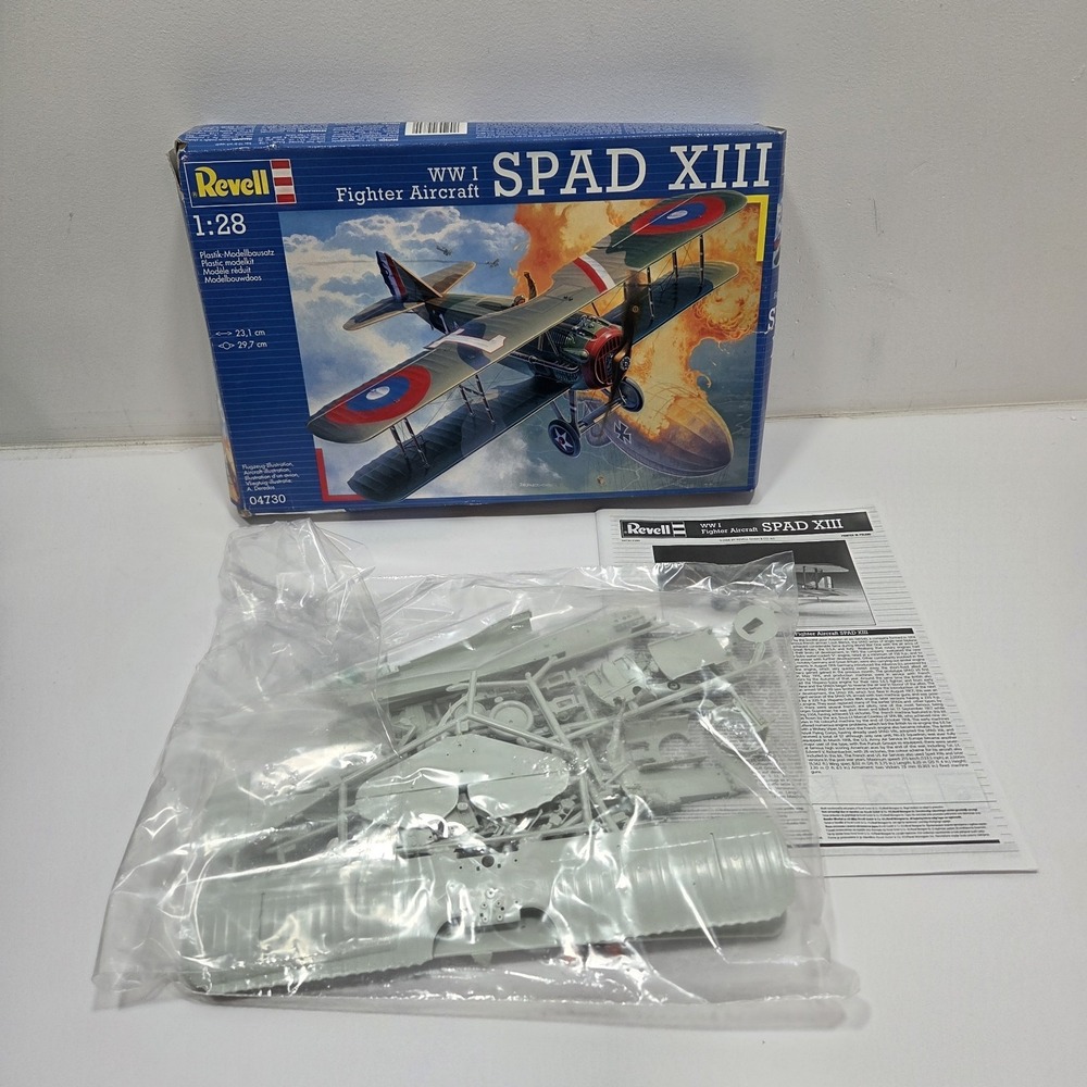 REVELL 1/28 SCALE WW 1 FIGHTER AIRCRAFT SPAD XIII PLASTIC MODEL KIT #04730